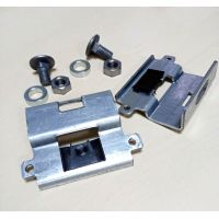 Башмак дверей кабины AGH-75P000000 (FERMATOR)