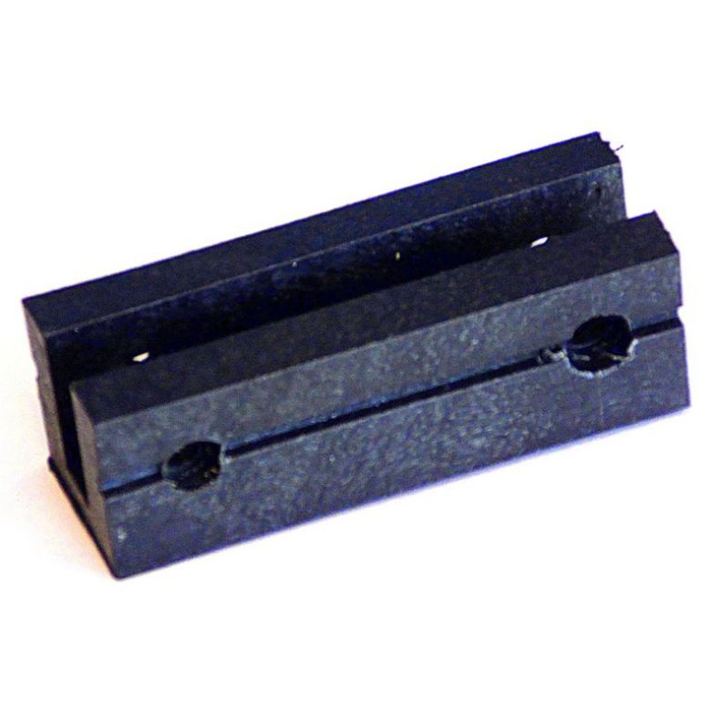 Вкладыш башмака противовеса Т9 80х29х26мм "П-обр." 4 hole (KONE) RPA